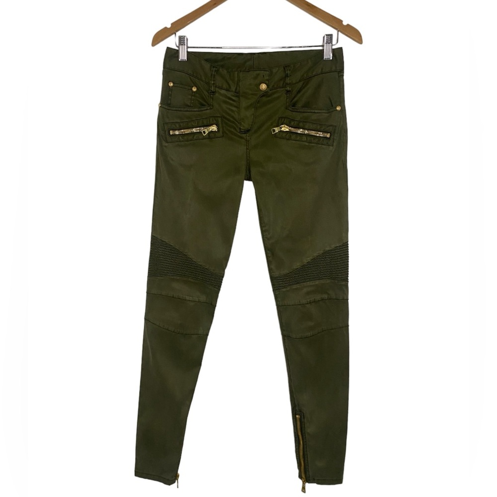 MILITARY GREEN BALMAIN DENIM
SIZE: 38 6 (US) one button is missin